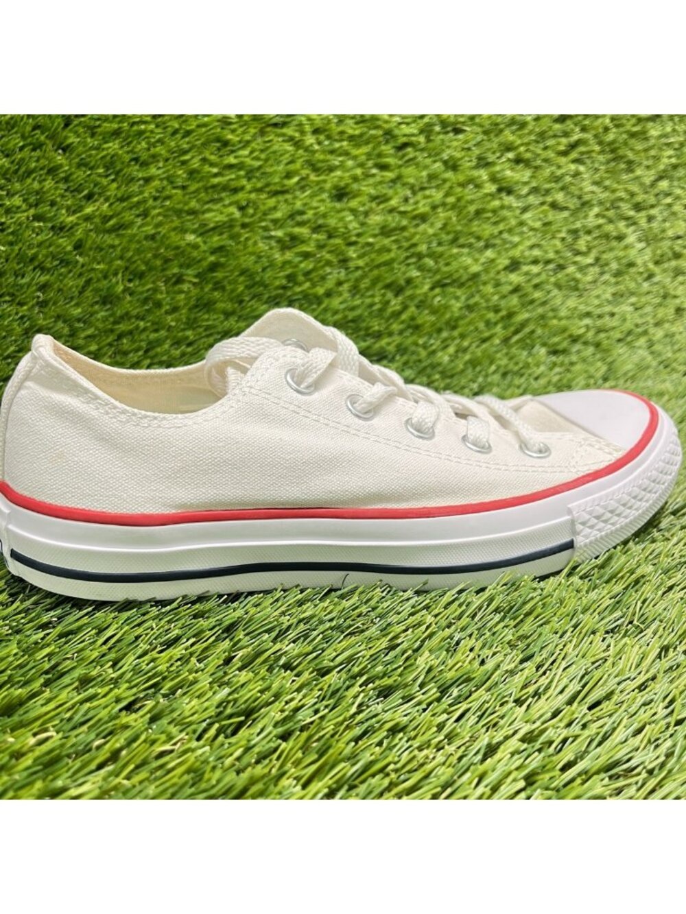 Converse Chuck Taylor All Star Low Womens Size 6 White Athletic Shoes Sneakers